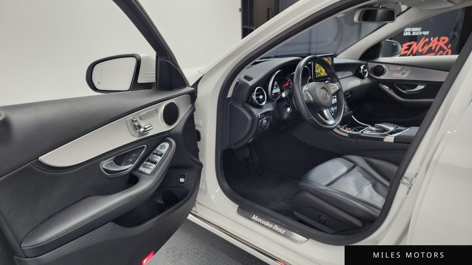 Mercedes-Benz C-Class W205 2016 — миниатюра 10