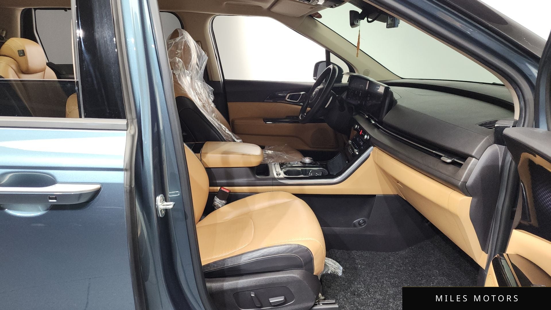 Kia Carnival 2021 — миниатюра 11