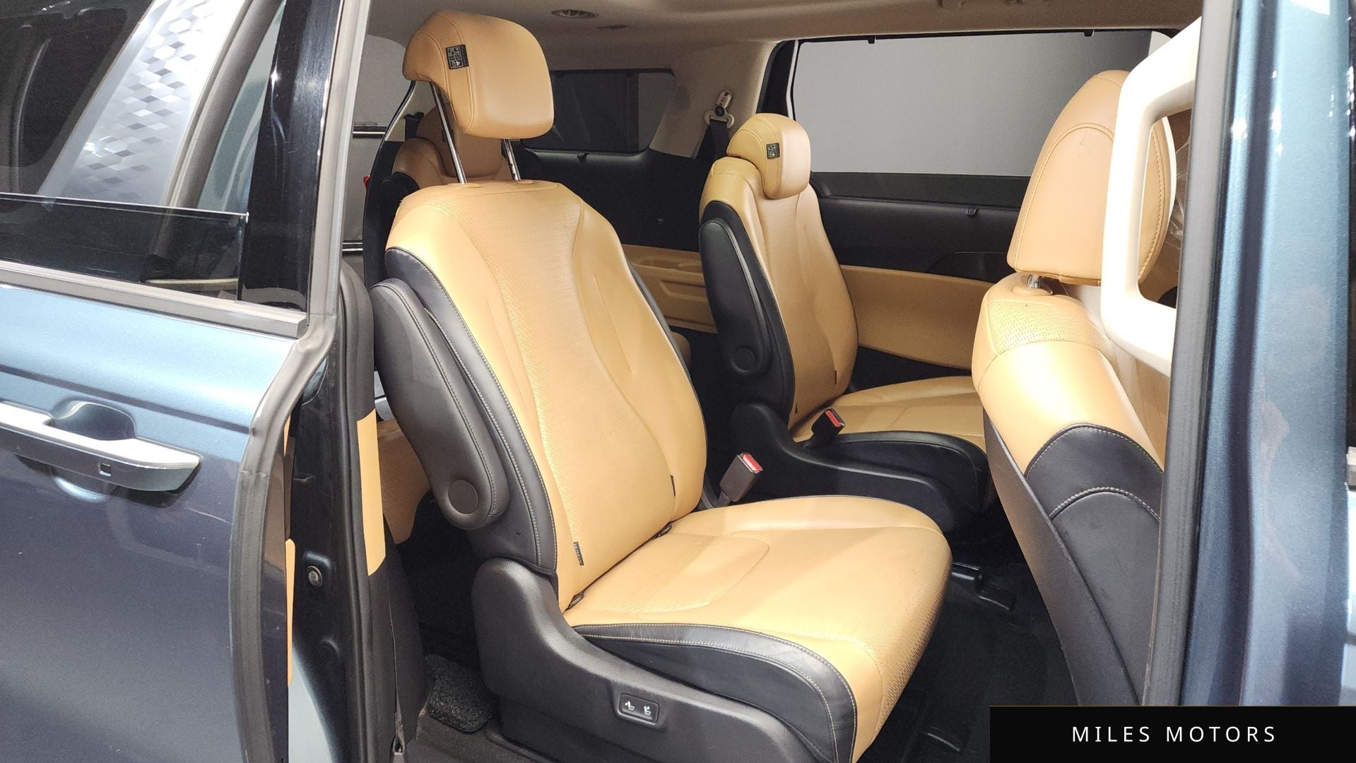Kia Carnival 2021 — миниатюра 12