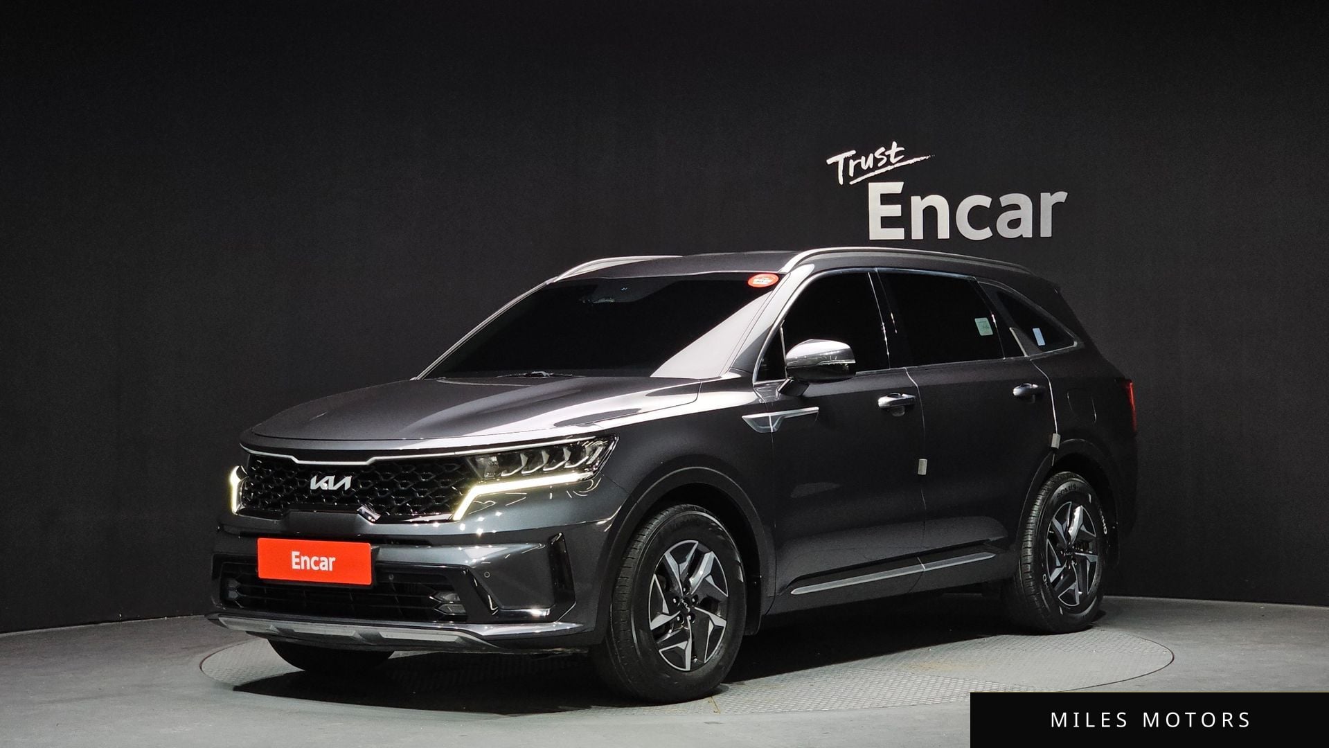 Kia Sorento 2022 — фото 1 из 12