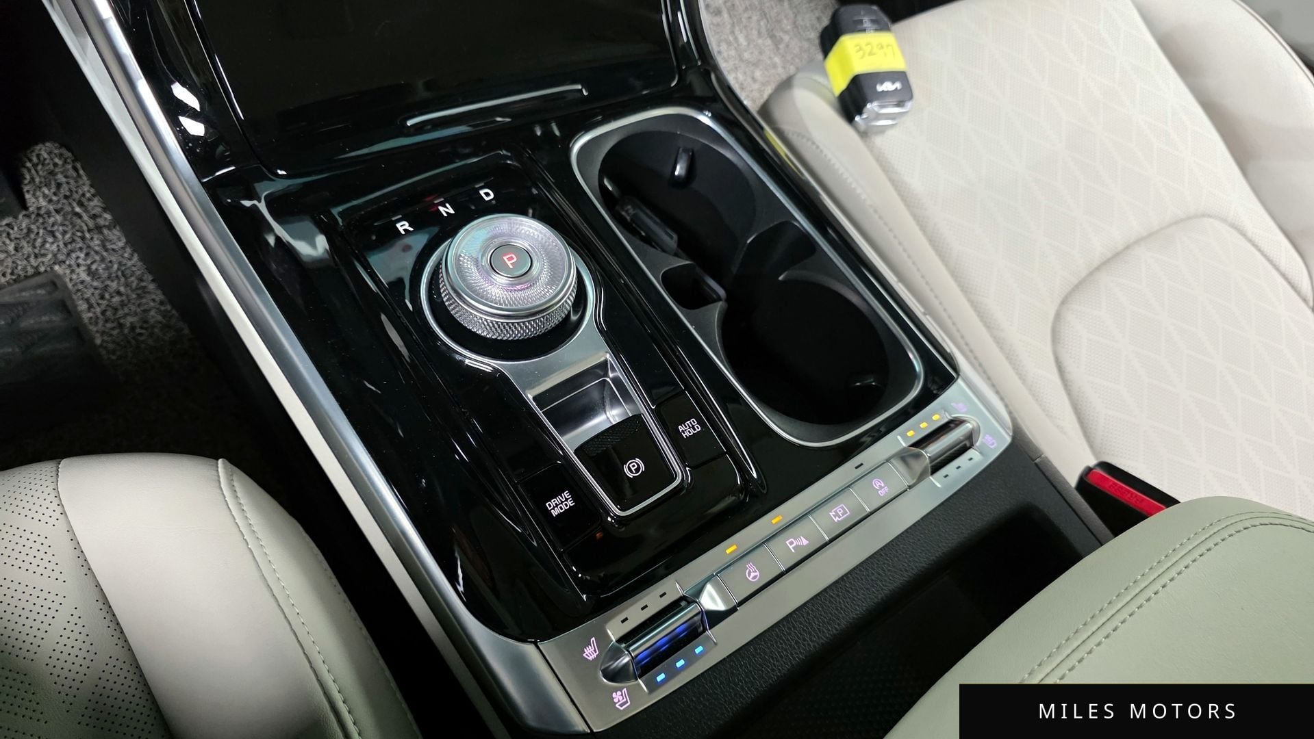 Kia Carnival 2023 — миниатюра 9