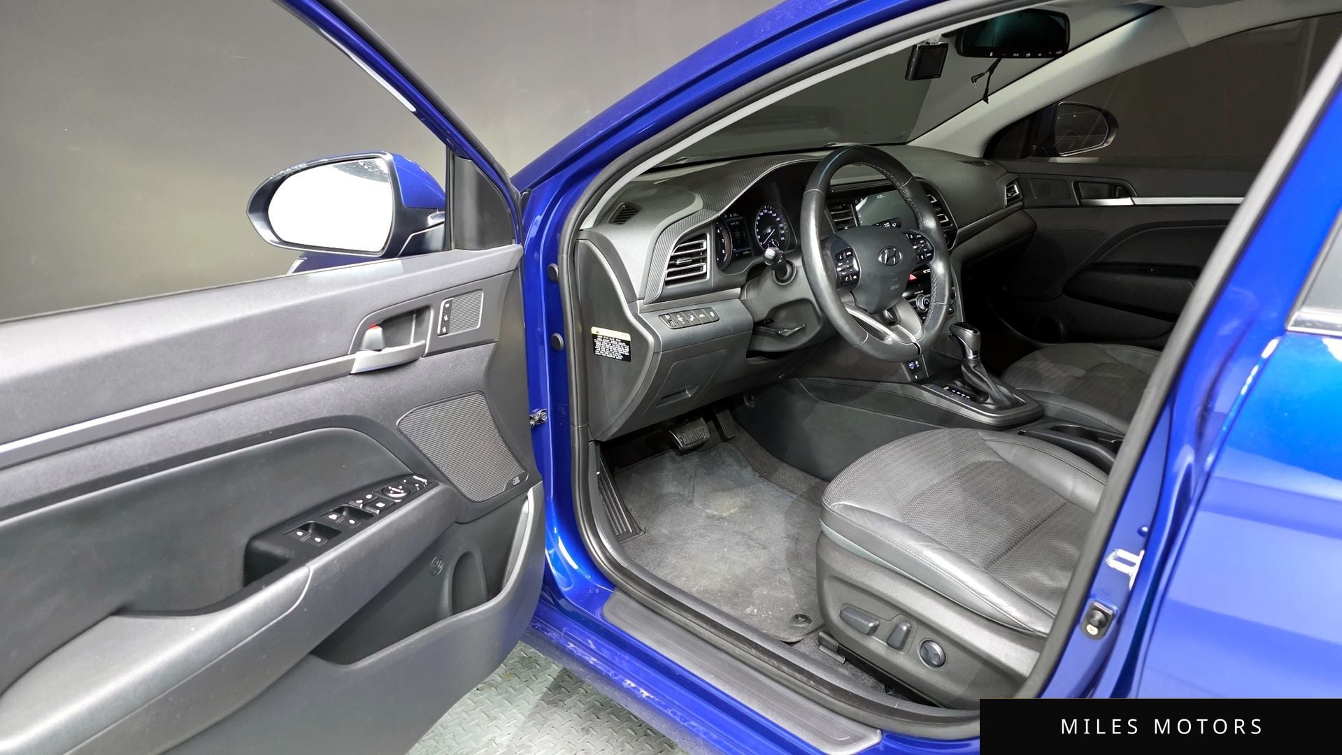Hyundai AVANTE 2019 — миниатюра 10