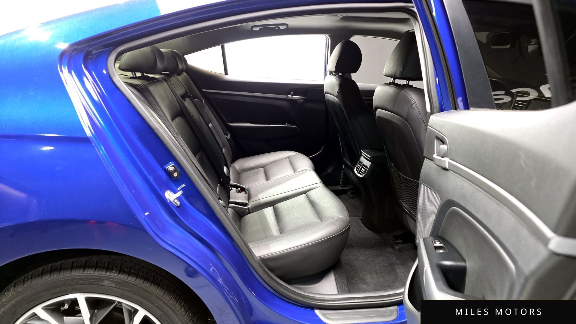 Hyundai AVANTE 2019 — миниатюра 12