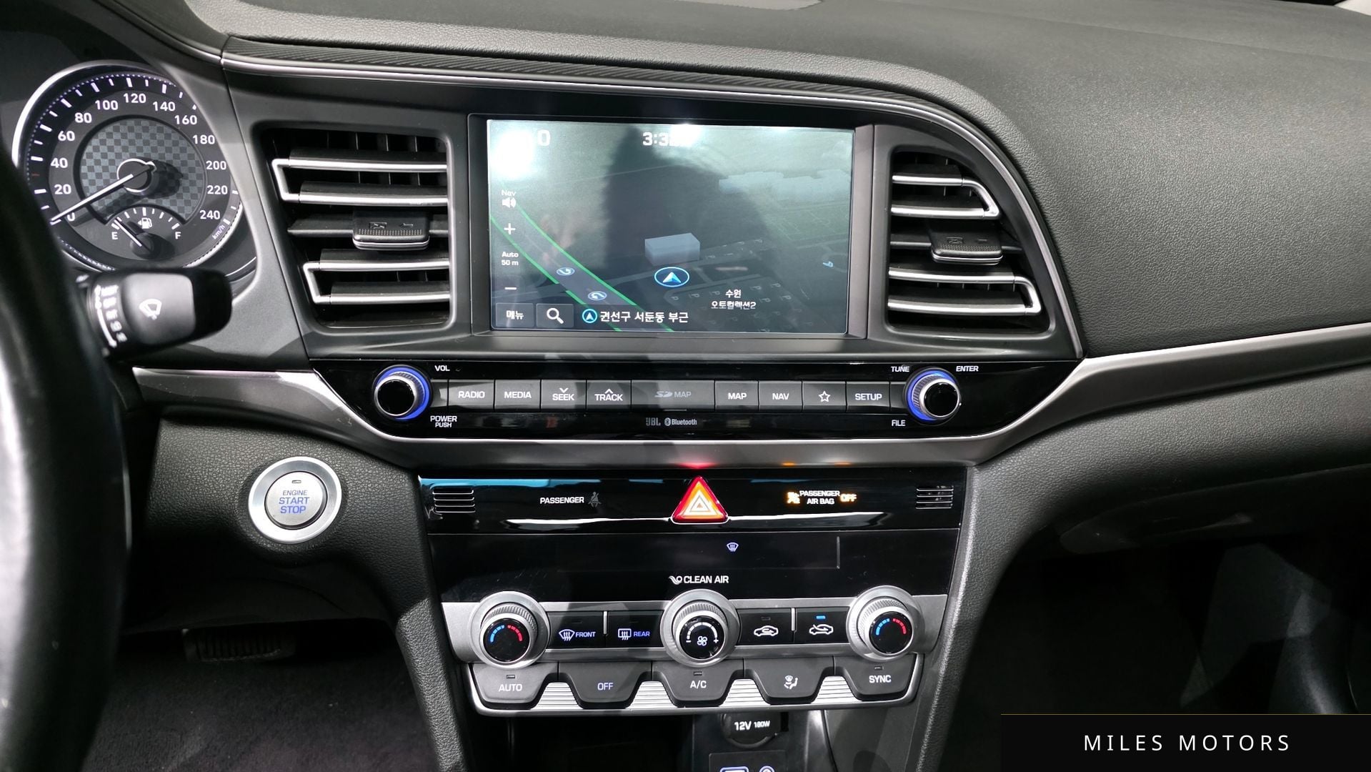 Hyundai AVANTE 2019 — миниатюра 14