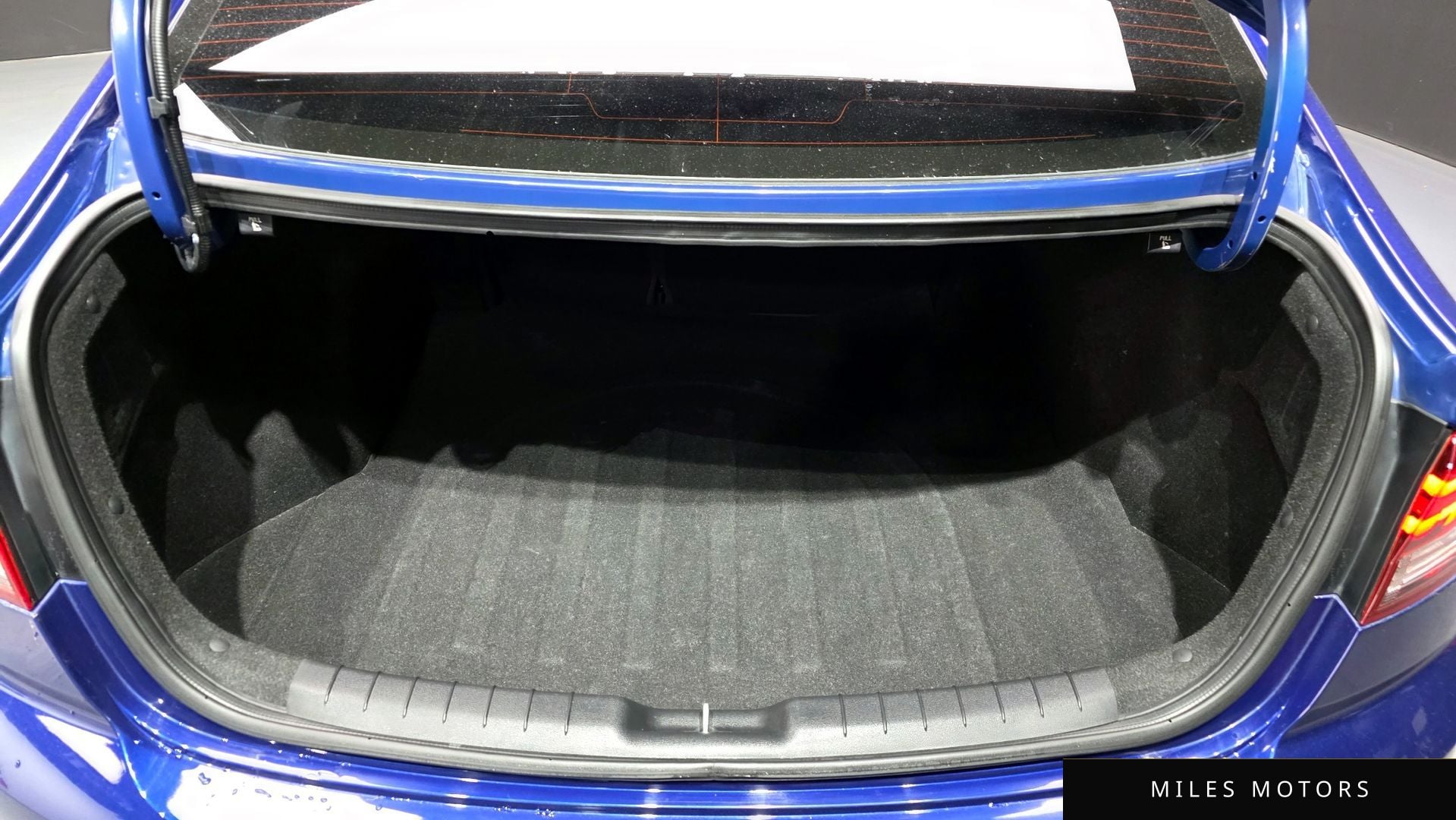 Hyundai AVANTE 2019 — миниатюра 20