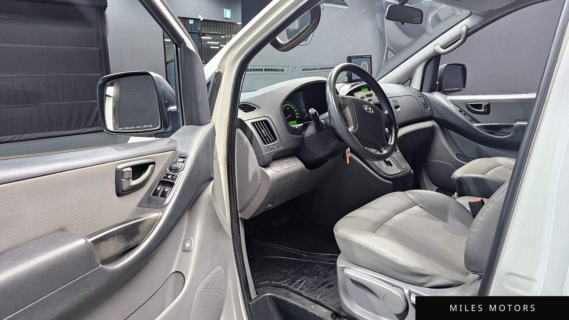 Hyundai Starex 2010 — миниатюра 11
