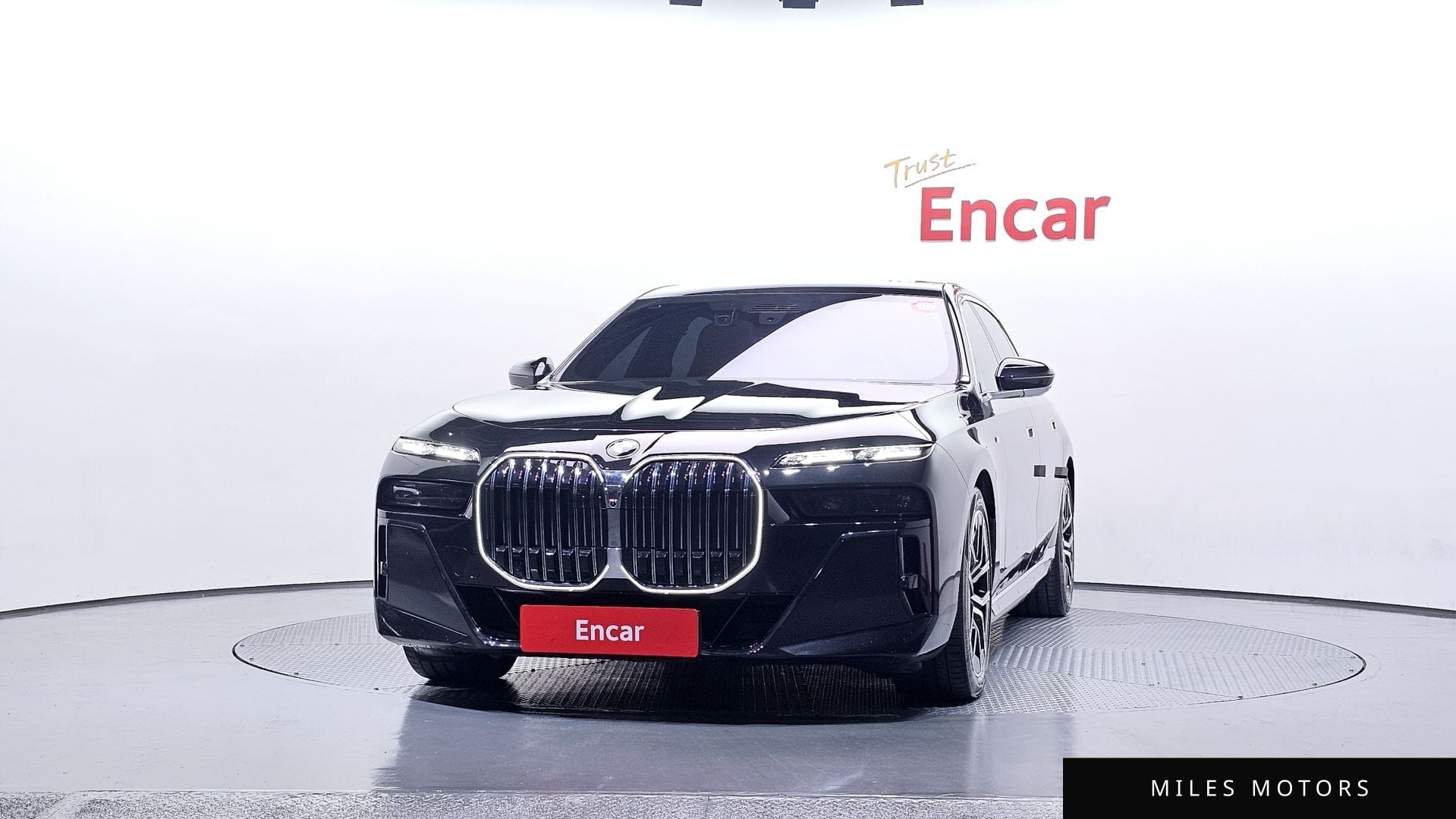 BMW 7 Series (G70) 2025 — миниатюра 3