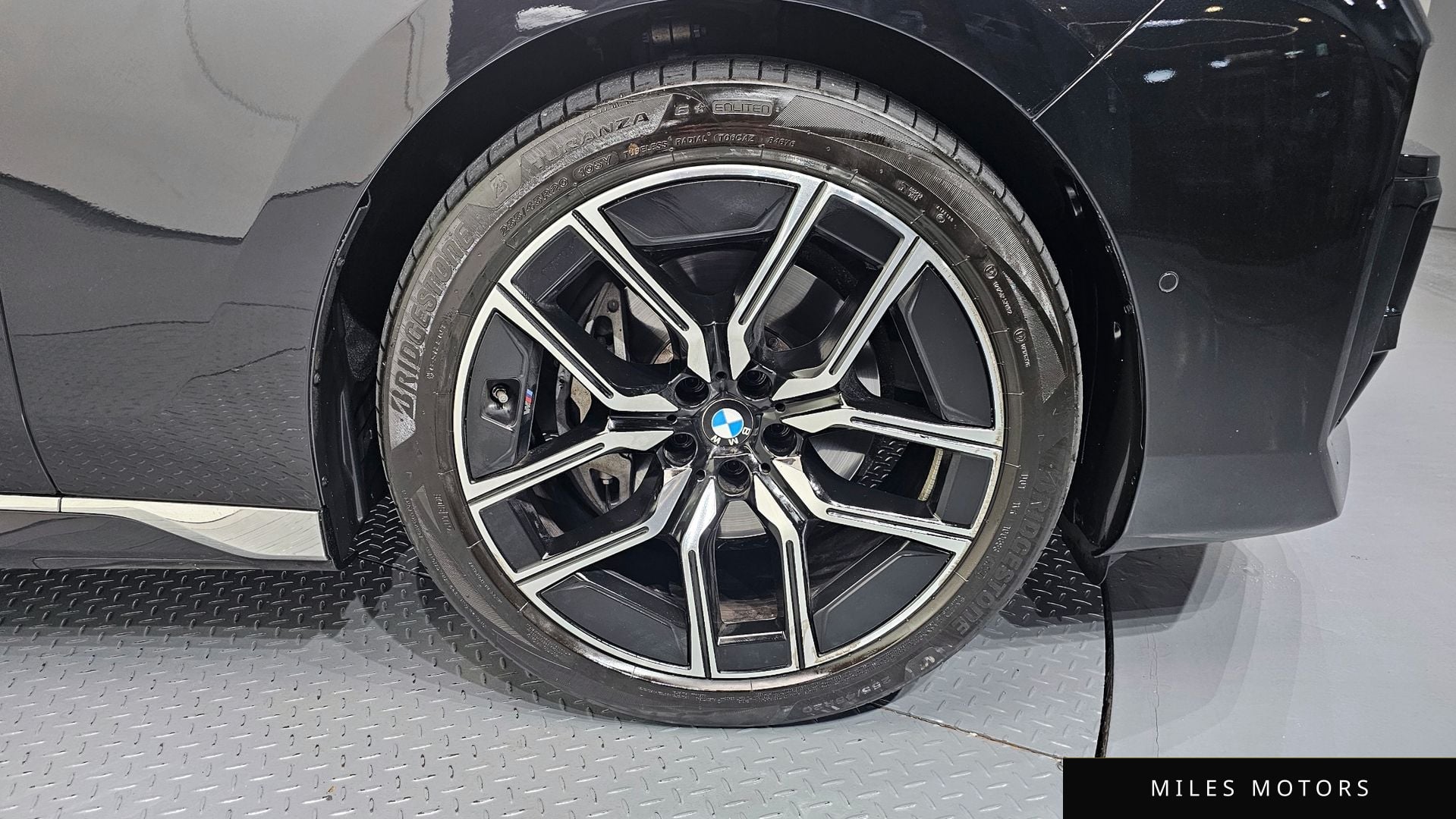 BMW 7 Series (G70) 2025 — миниатюра 5