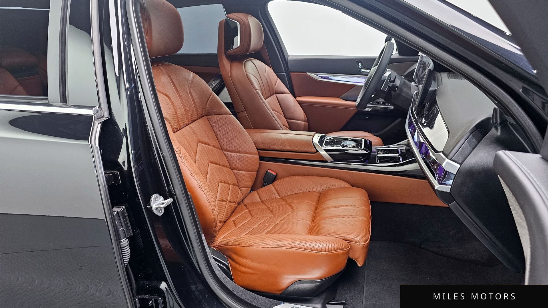 BMW 7 Series (G70) 2025 — миниатюра 10