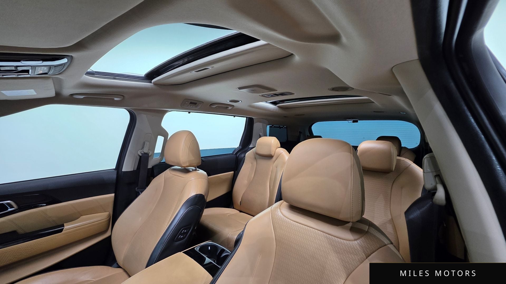 Kia Carnival 2021 — миниатюра 11
