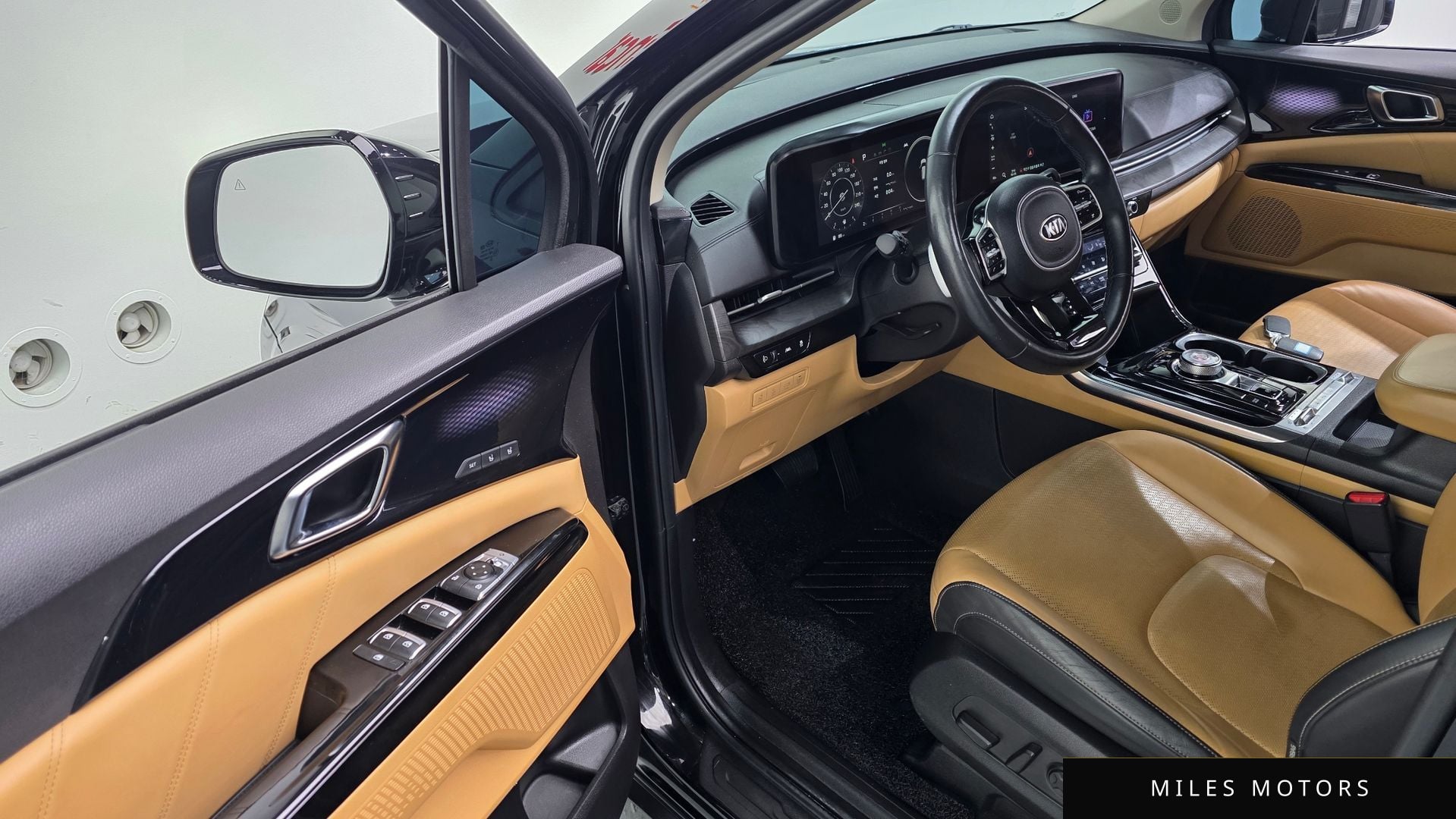 Kia Carnival 2021 — миниатюра 12