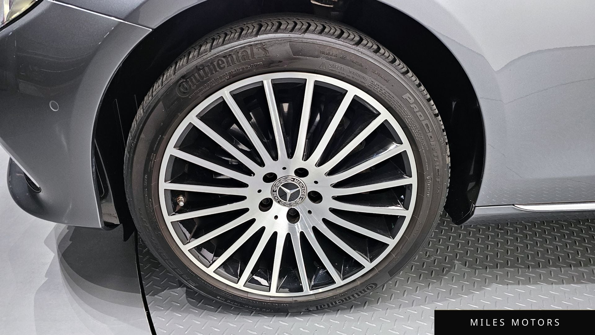 Mercedes-Benz E-Class W213 2019 — миниатюра 5
