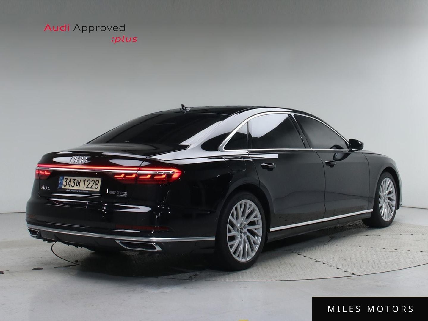 Audi A8 (D5) 2021 — миниатюра 2