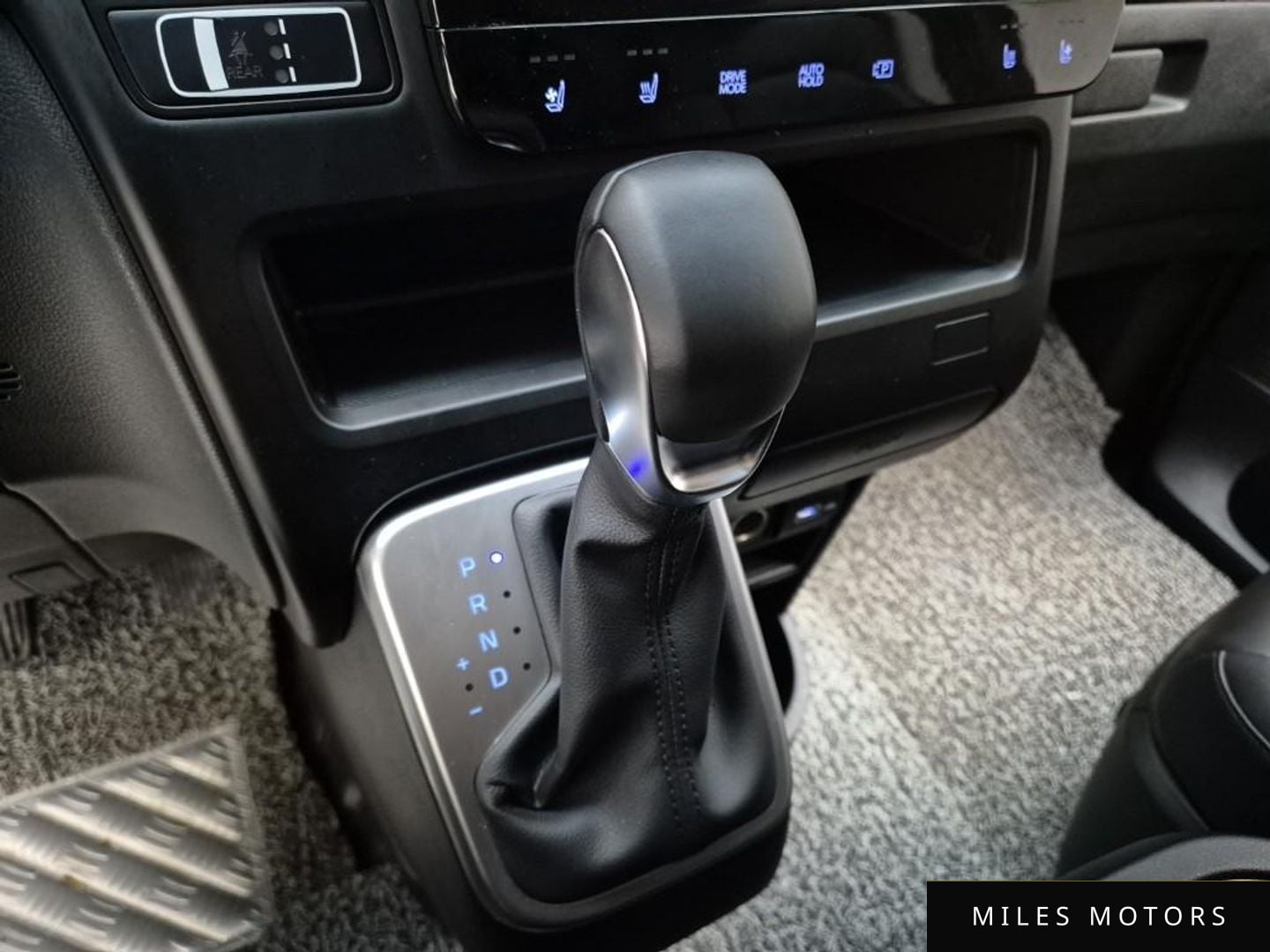 Hyundai Staria 2022 — миниатюра 8