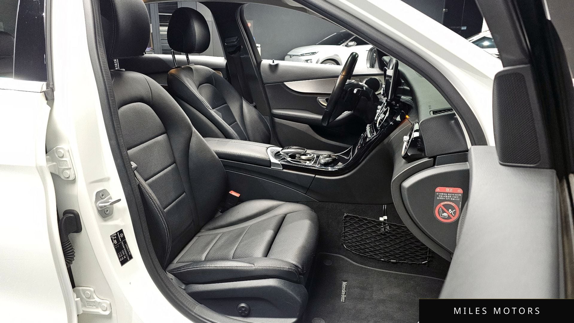 Mercedes-Benz C-Class W205 2016 — миниатюра 10