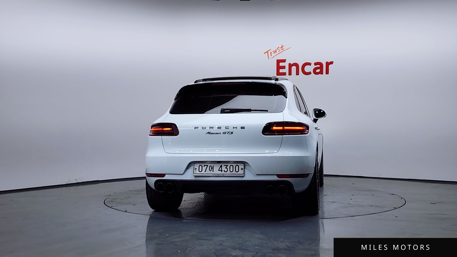 Porsche Macan 2018 — миниатюра 4
