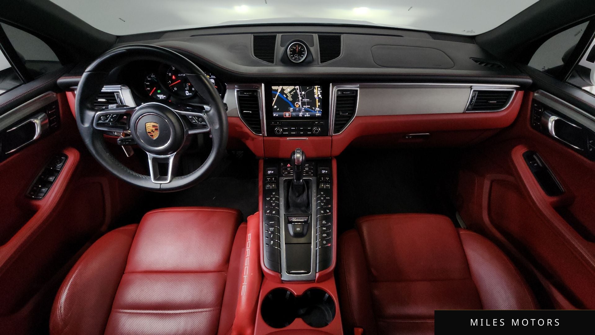 Porsche Macan 2018 — миниатюра 7