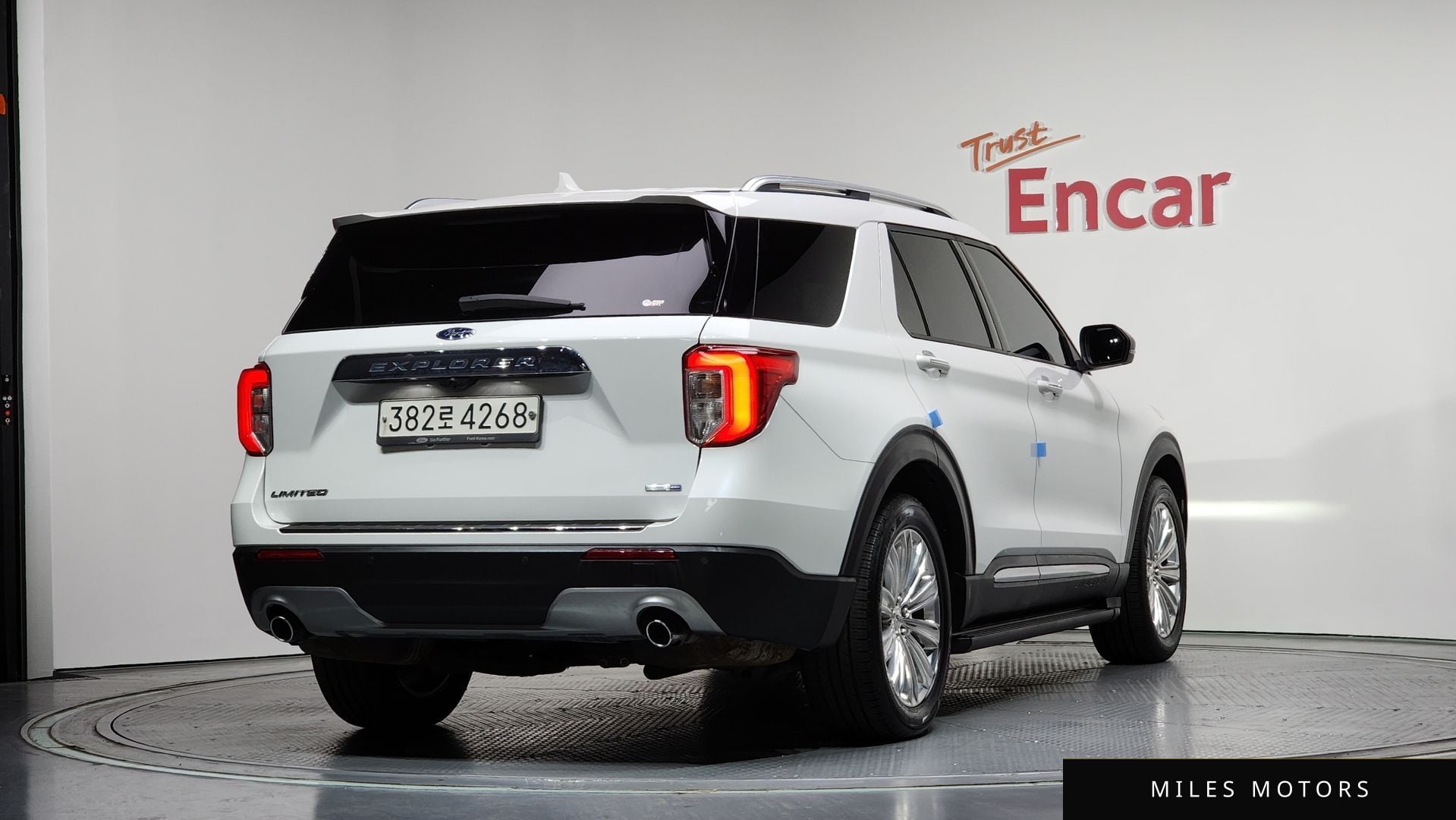 Ford 익스플로러 2020 — миниатюра 2