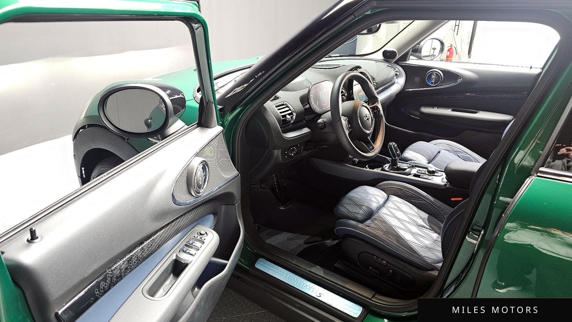 MINI Clubman 2023 — миниатюра 10