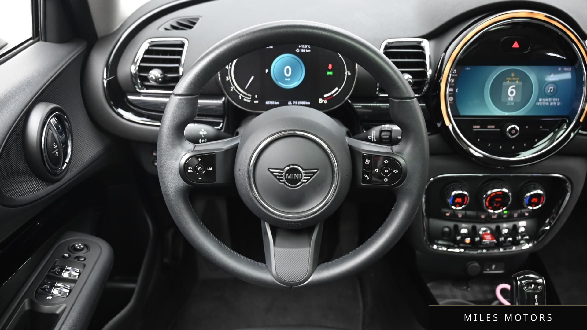 MINI 쿠퍼 클럽맨 2023 — миниатюра 13