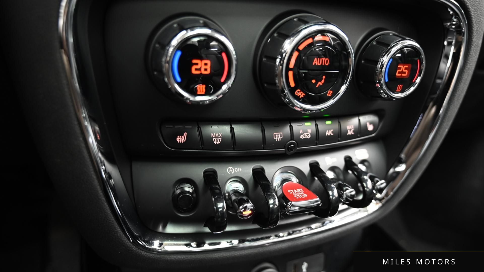 MINI 쿠퍼 클럽맨 2023 — миниатюра 16