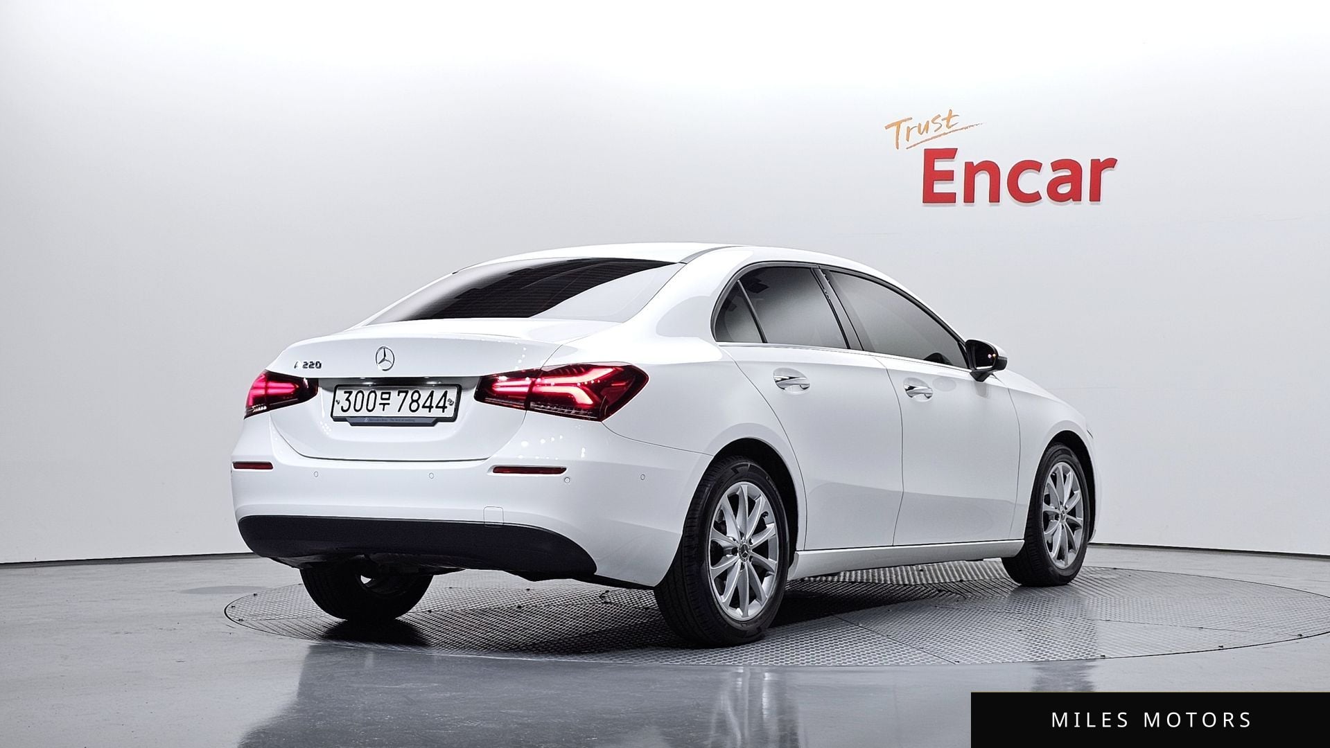 Mercedes-Benz A-Class W177 2020 — миниатюра 2