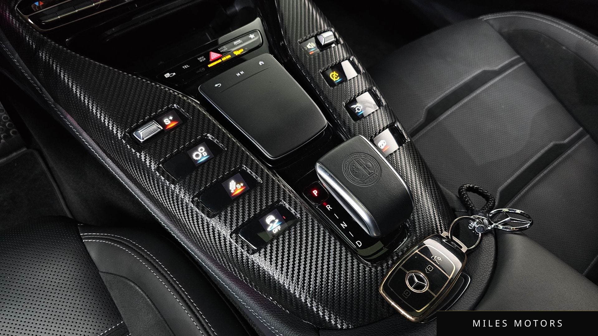 Mercedes-Benz AMG GT 2022 — миниатюра 9