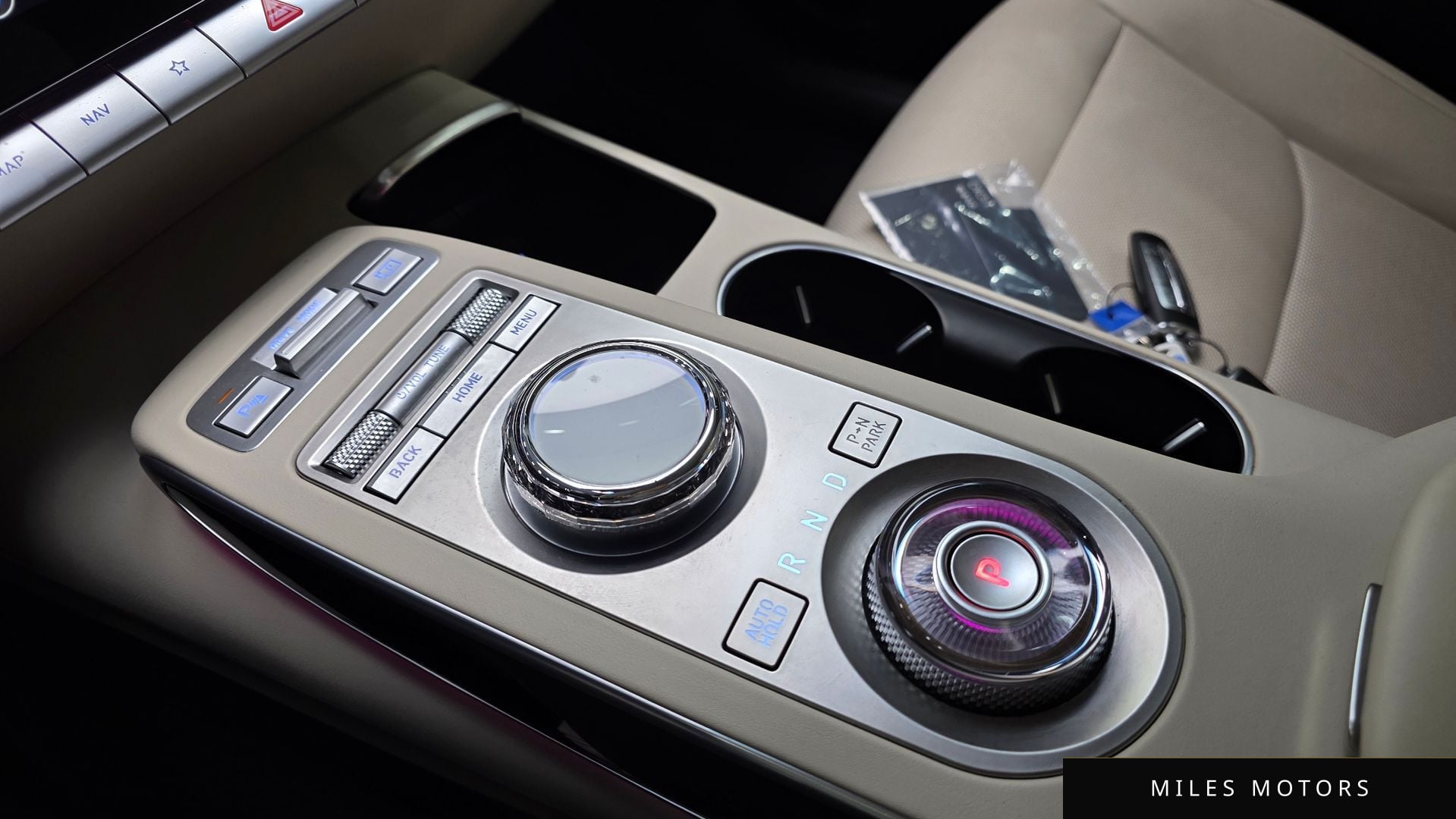 Genesis GV70 2024 — миниатюра 9