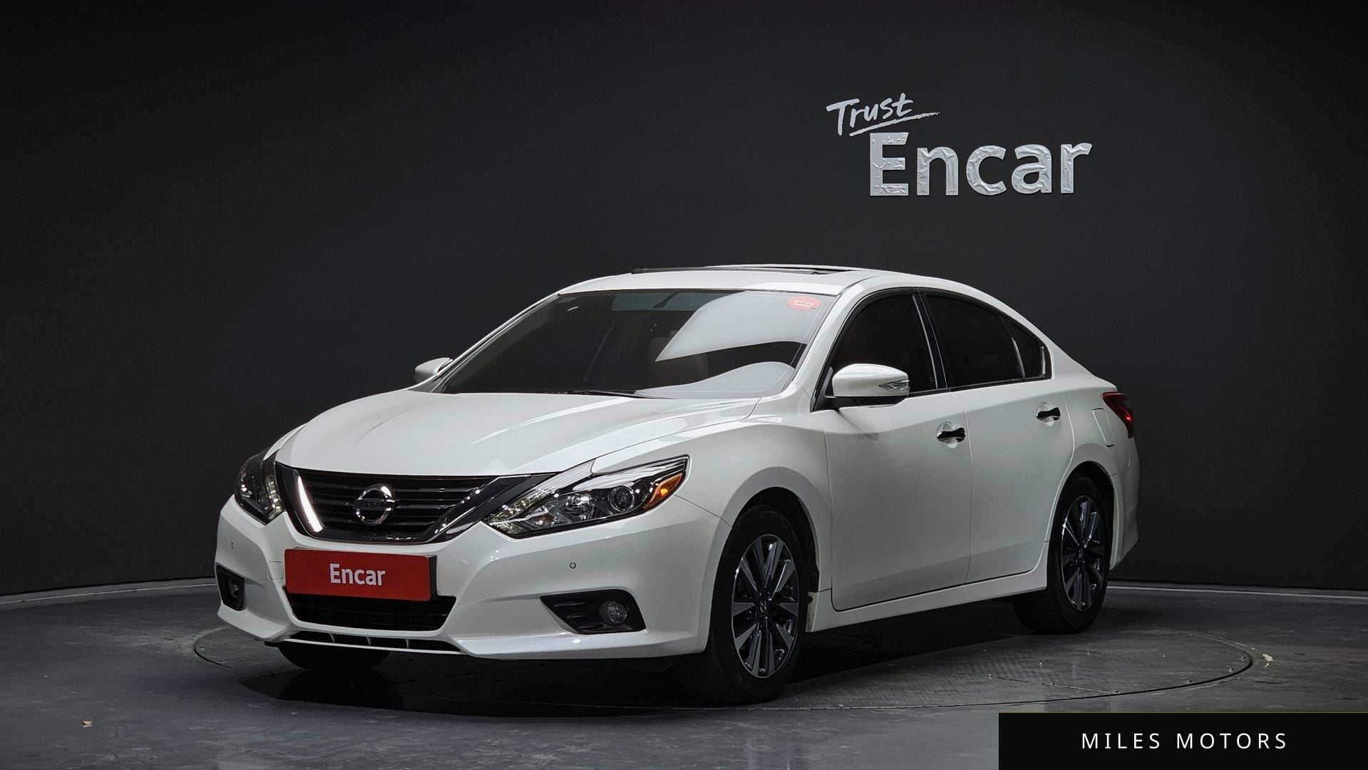 Nissan Altima 2017 — фото 1 из 12