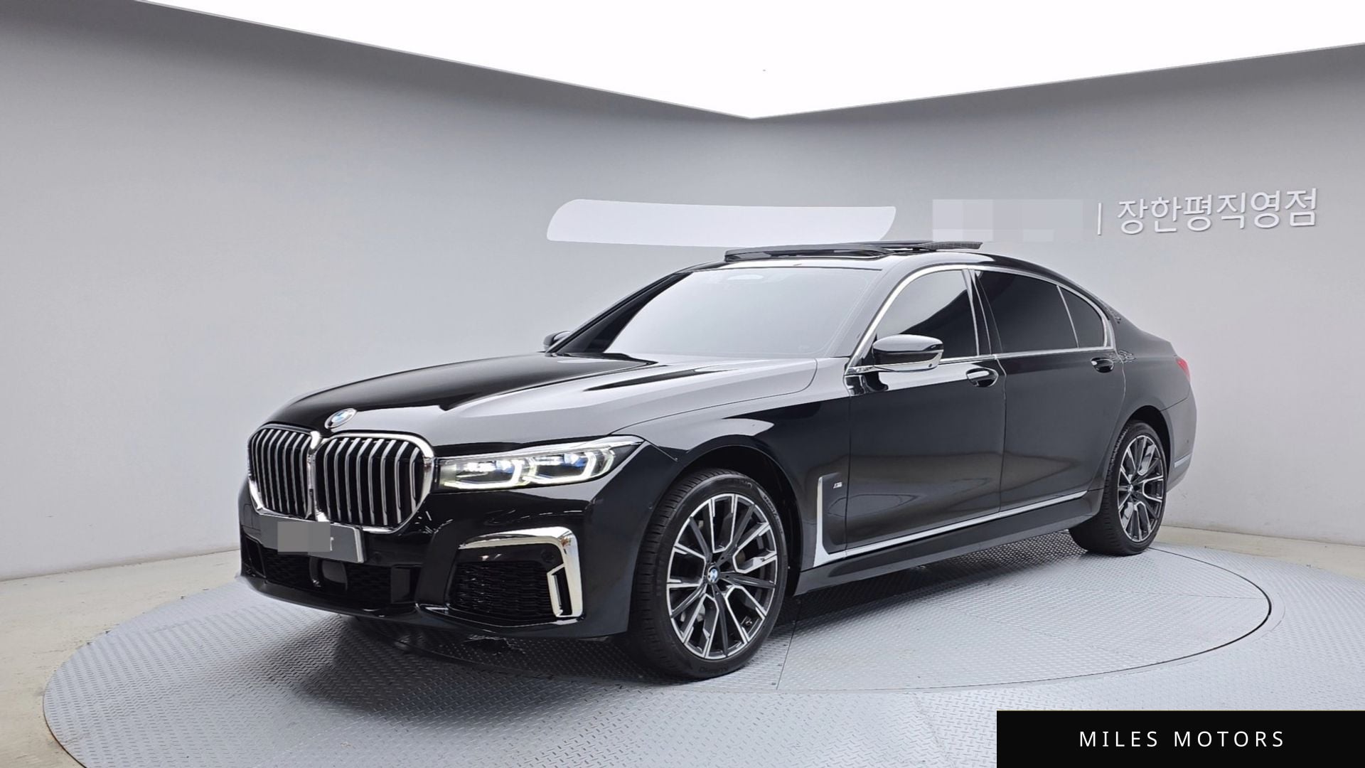 BMW 7 Series (G11) 2021 — фото 1 из 12