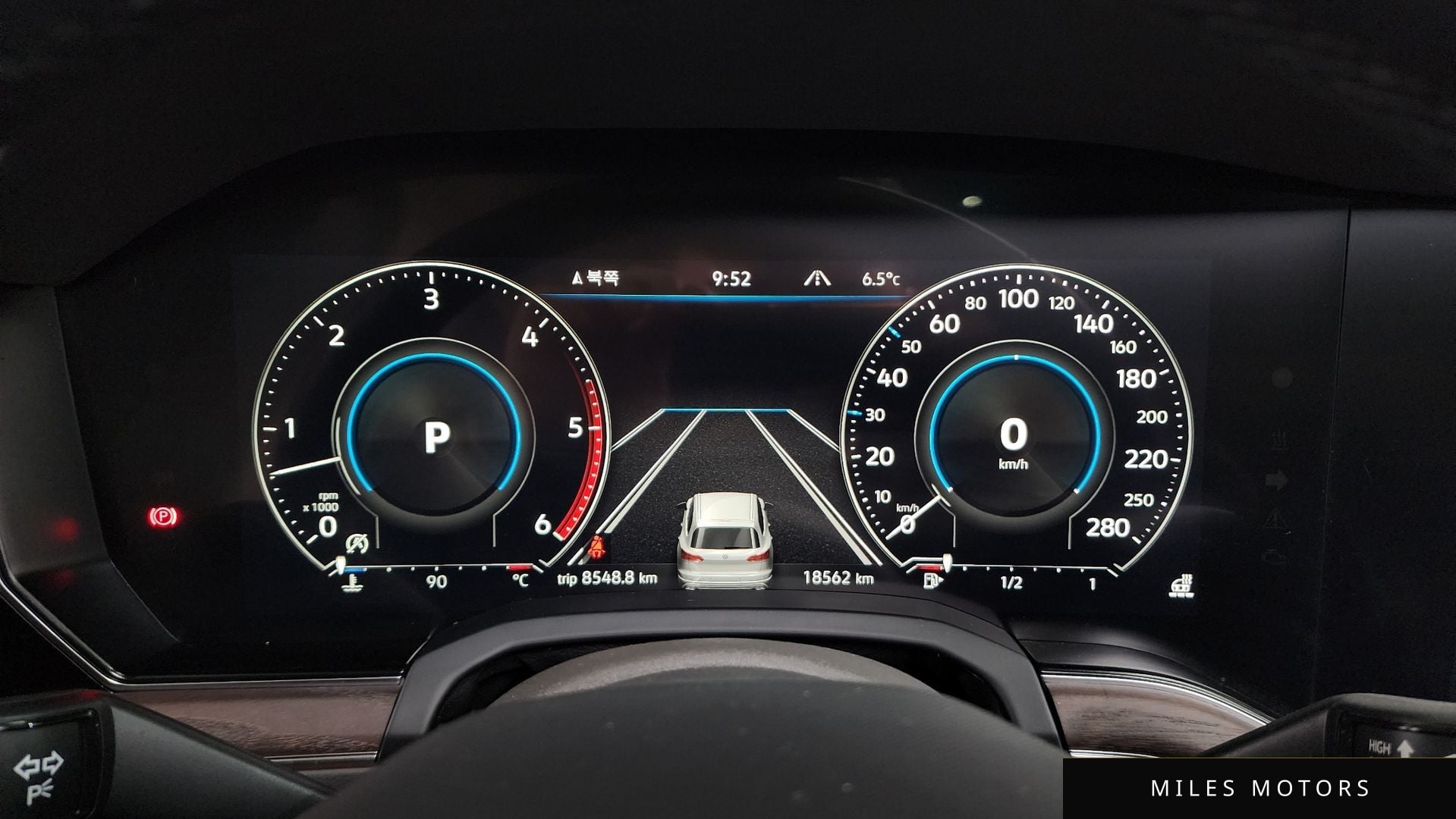 Volkswagen Touareg 2023 — миниатюра 8