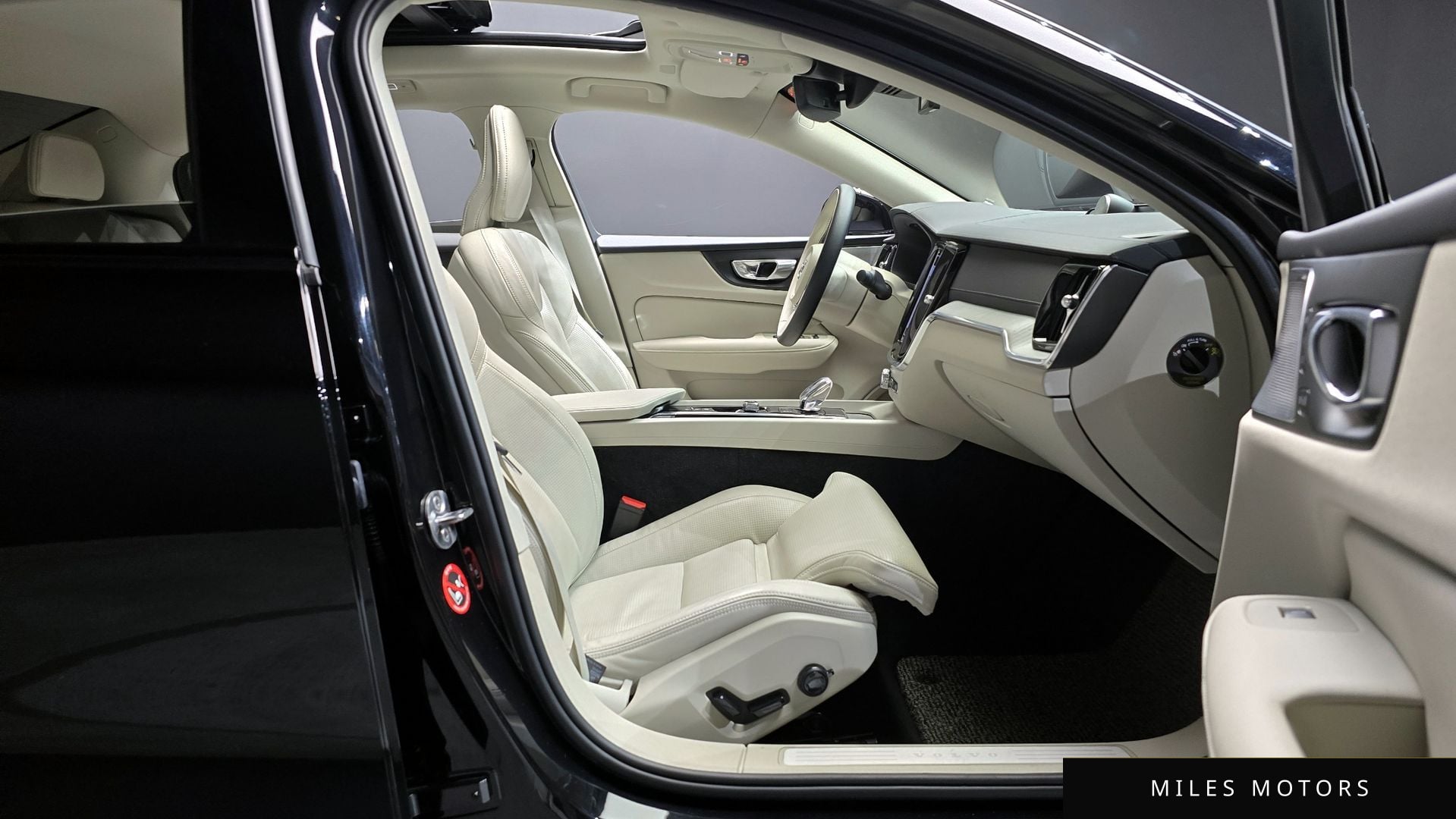 Volvo S60 2024 — миниатюра 10