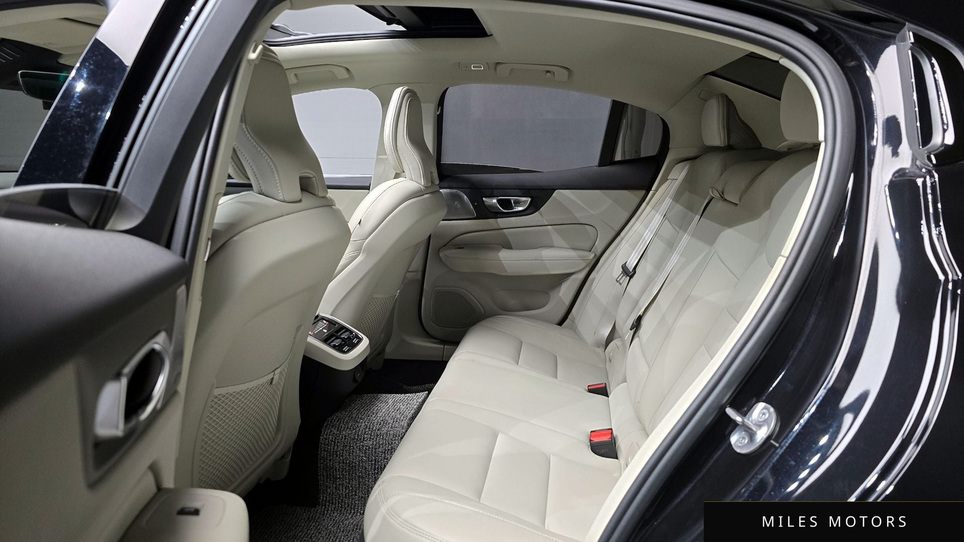 Volvo S60 2024 — миниатюра 12