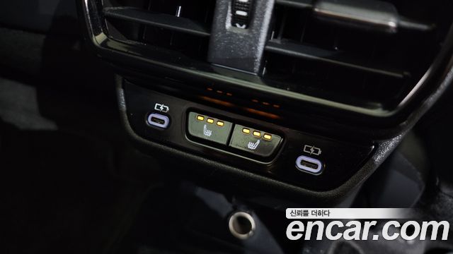Лексус RZ450e 2023 — миниатюра 19