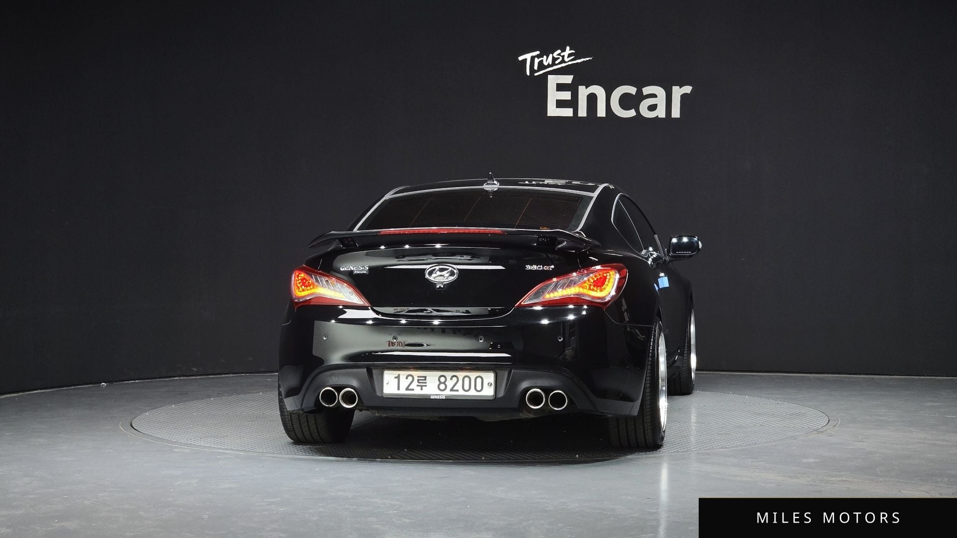 Hyundai Genesis 2012 — миниатюра 4
