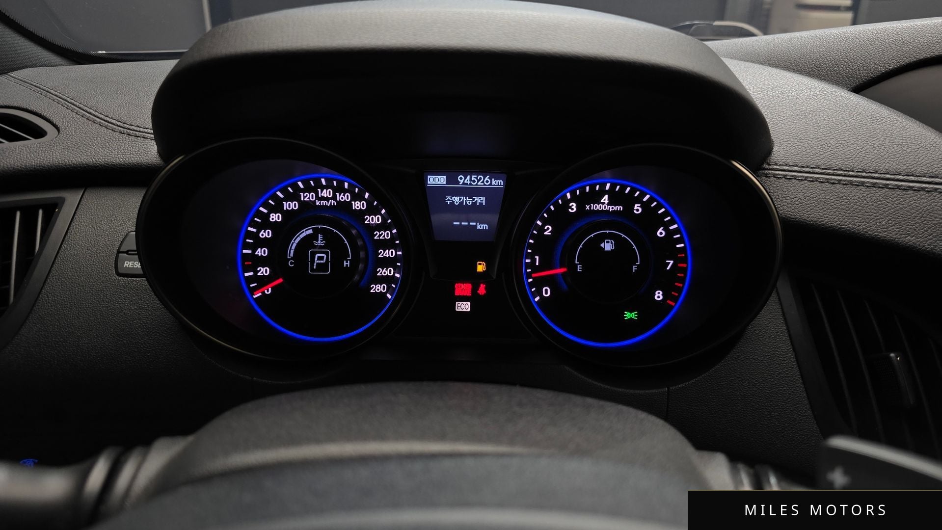Hyundai Genesis 2012 — миниатюра 8