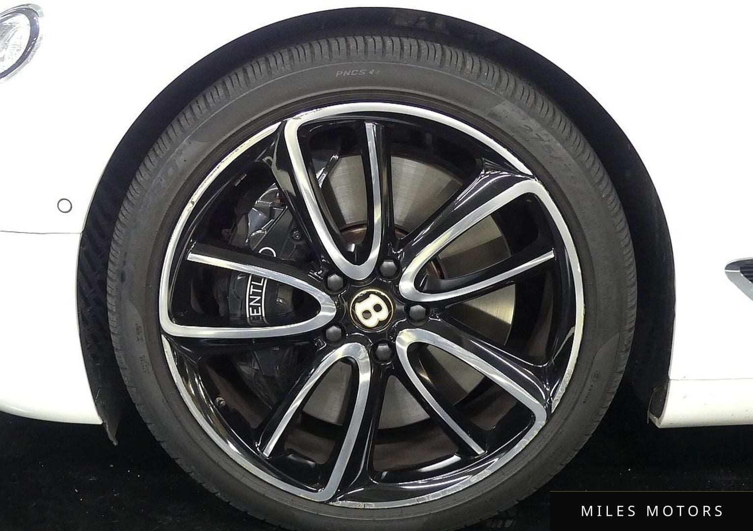 Bentley Continental GT 2020 — миниатюра 5