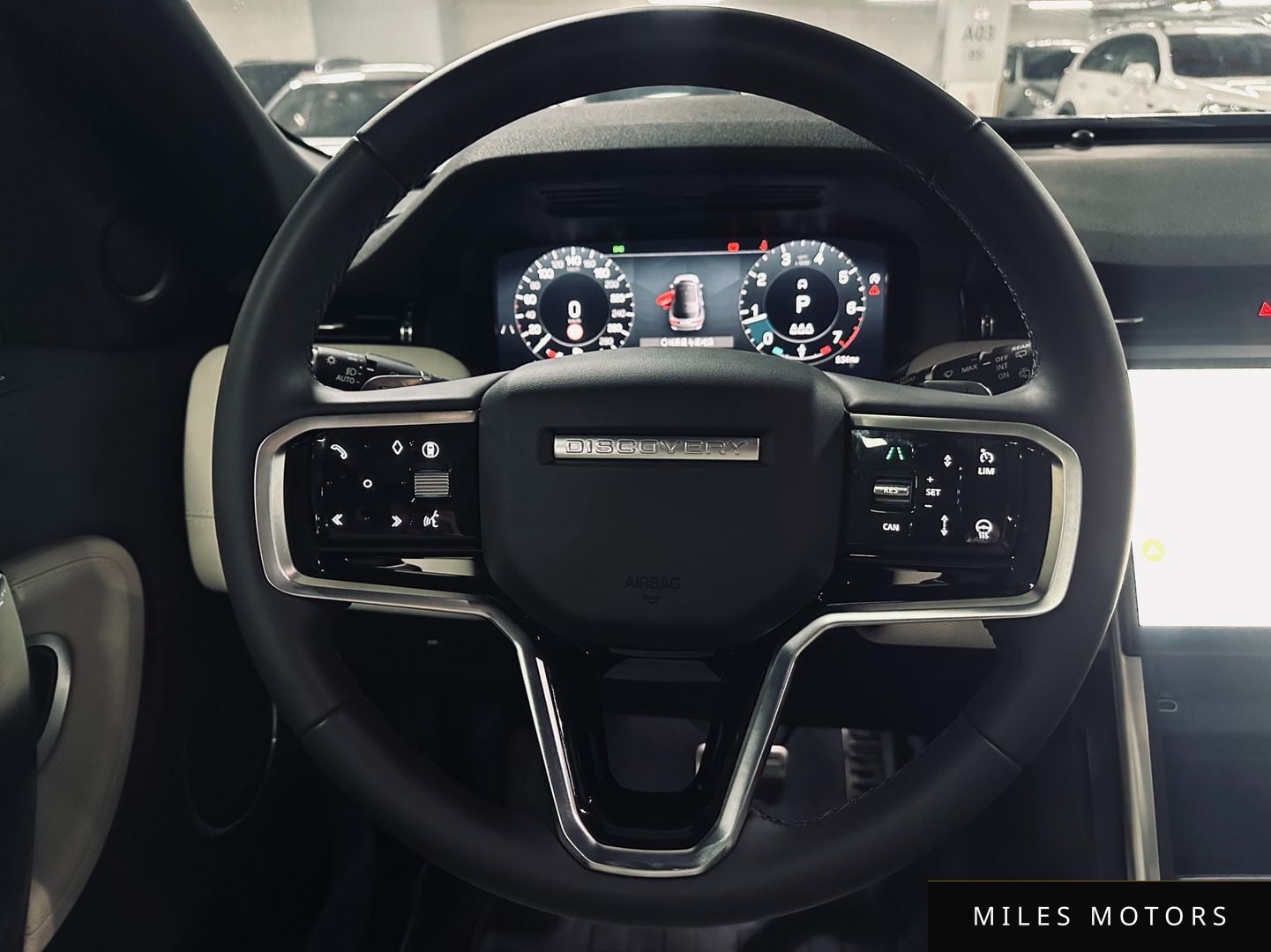 Land Rover Discovery Sport 2024 — миниатюра 12