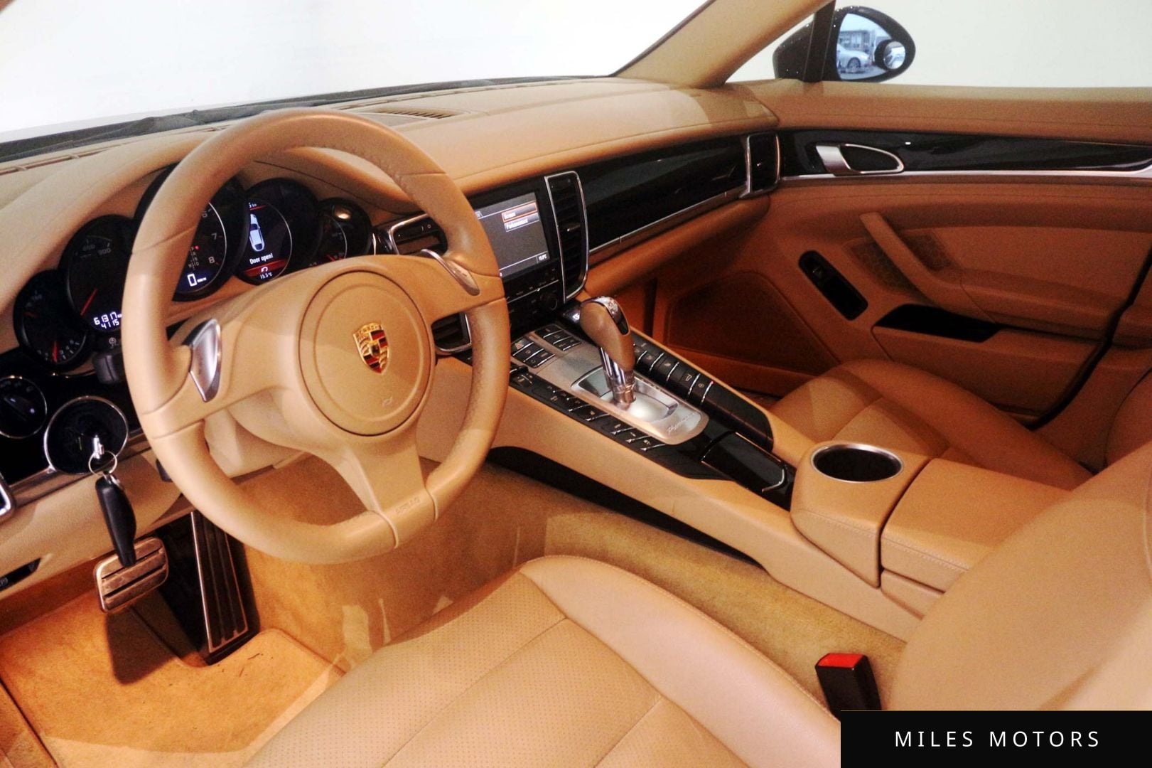 Porsche Panamera 2012 — миниатюра 2