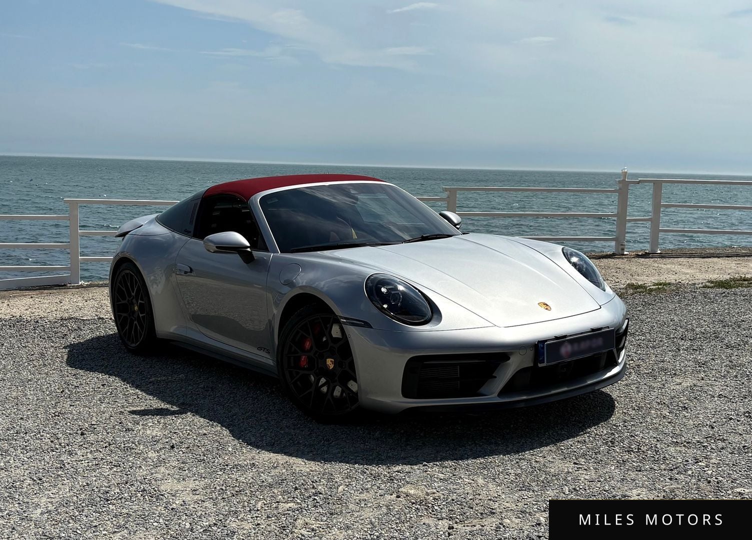 Porsche 911 (992) 2023 — миниатюра 2