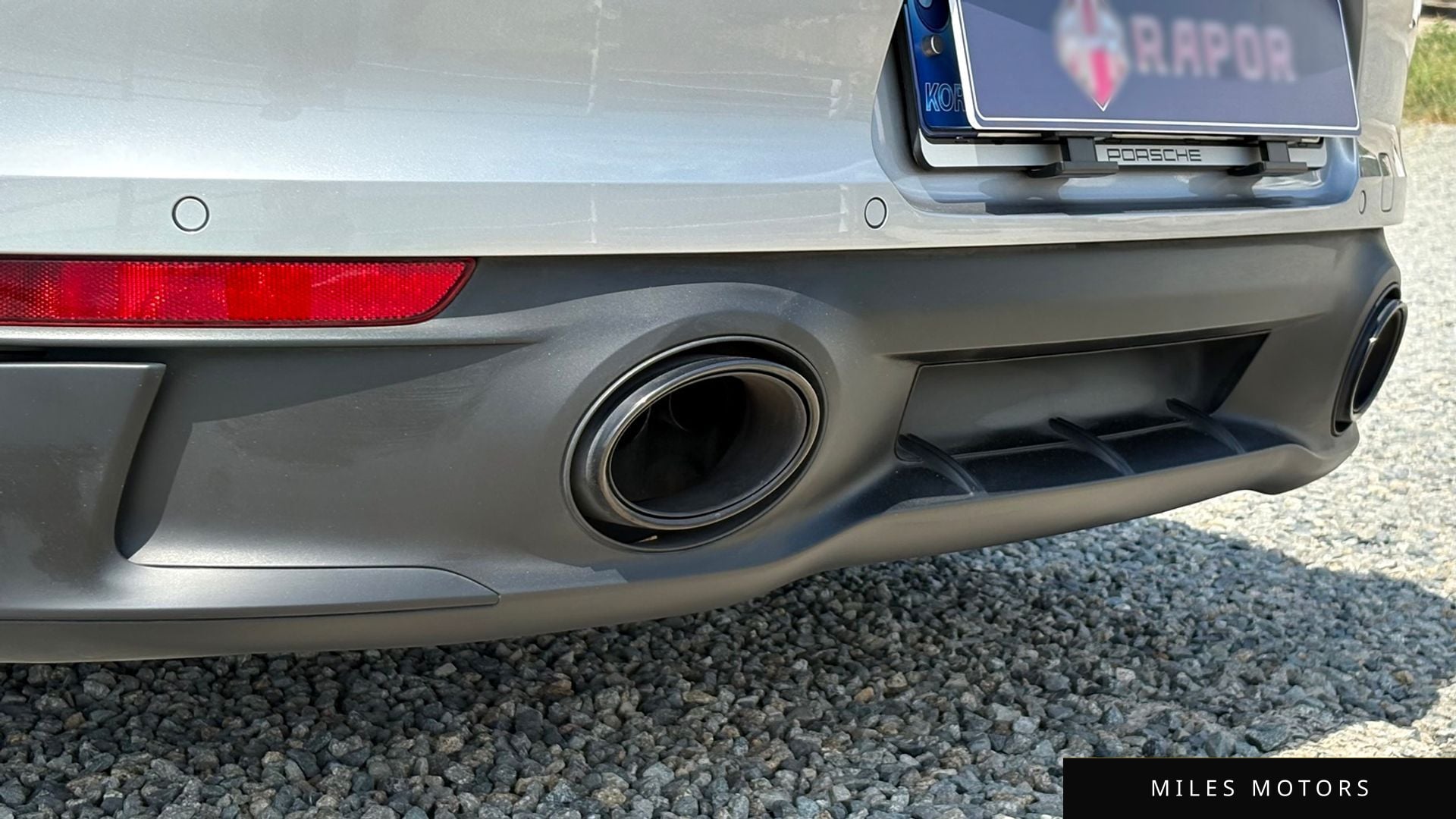 Porsche 911 (992) 2023 — миниатюра 9