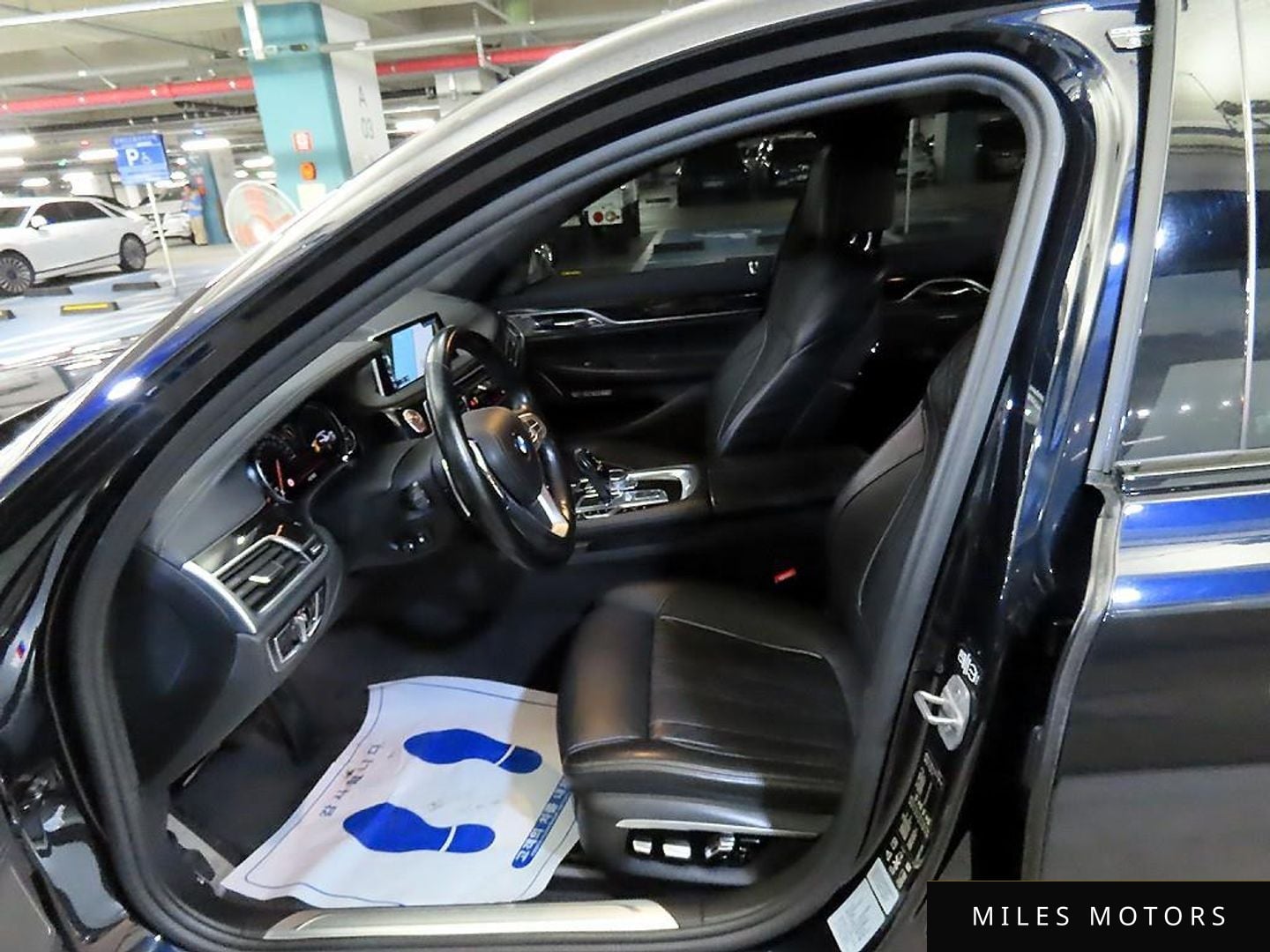 BMW 7 Series (G11) 2016 — миниатюра 10