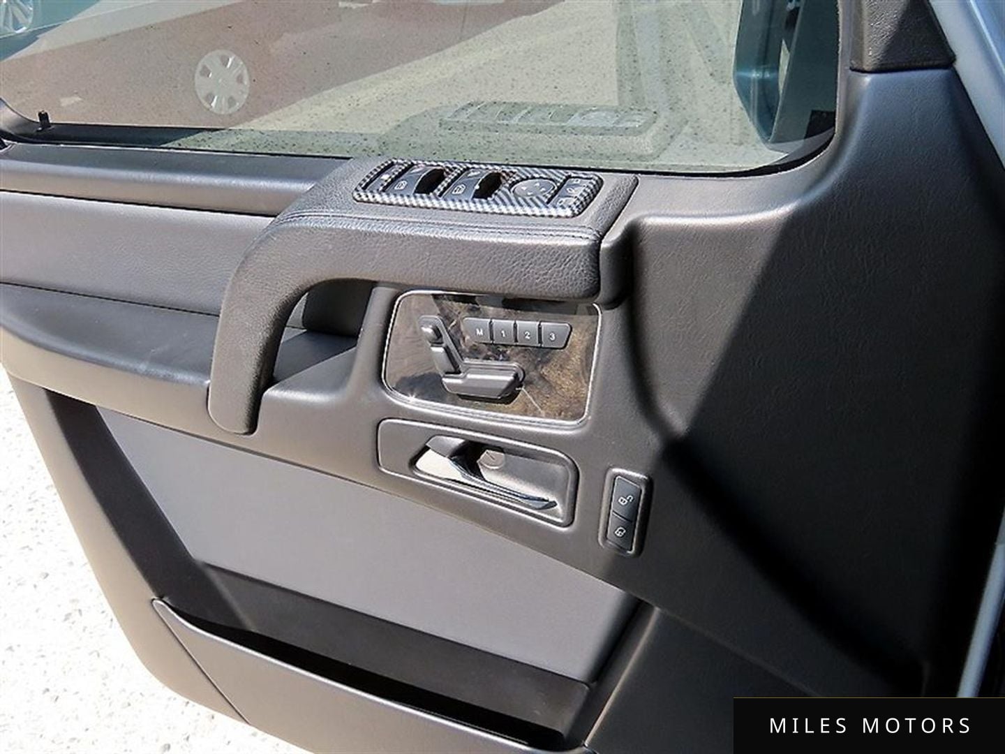 Mercedes-Benz G-Class W463 2015 — миниатюра 11