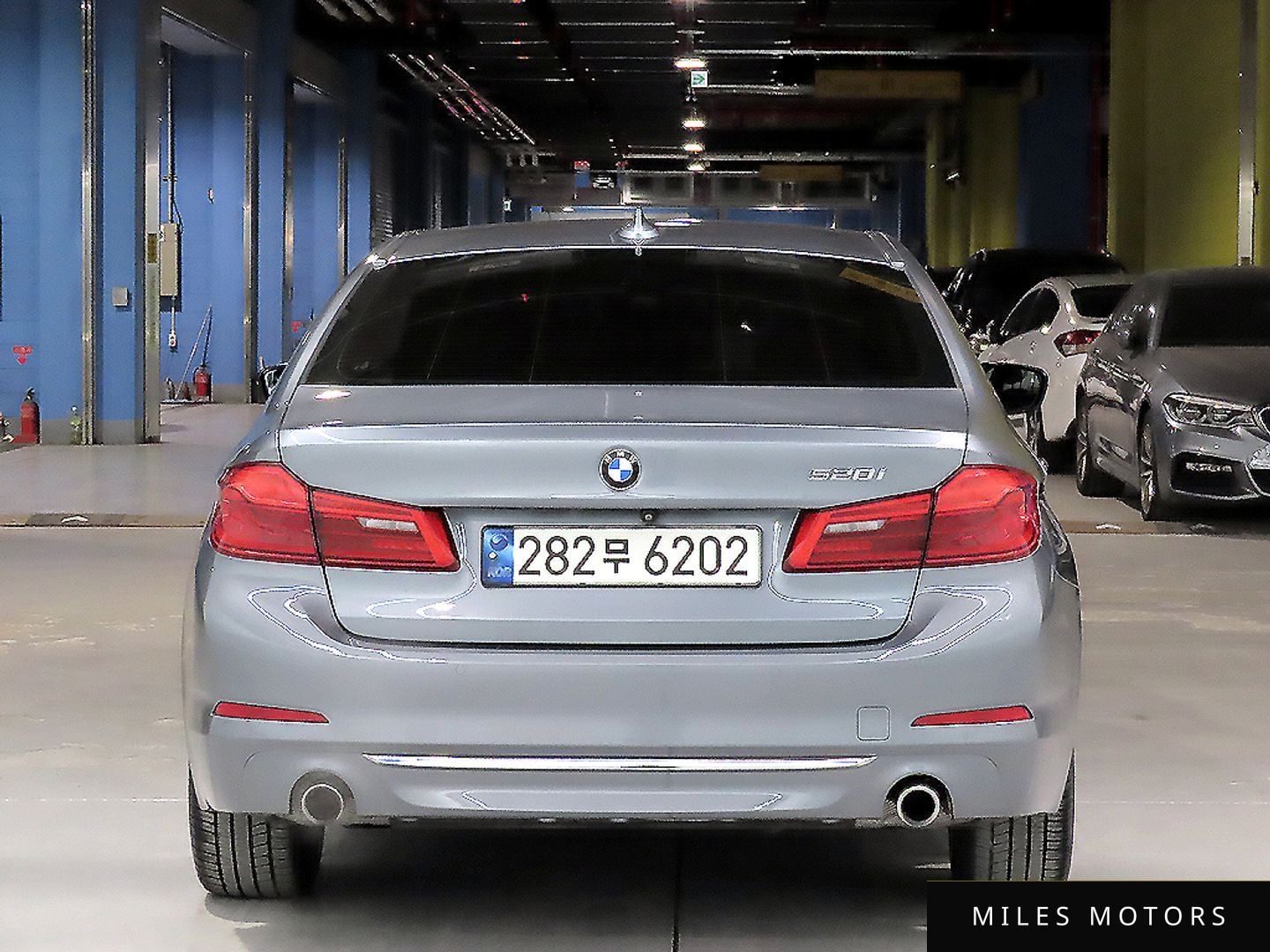 BMW 5 Series (G30) 2018 — миниатюра 2