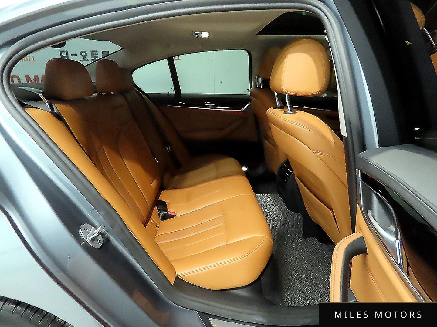 BMW 5 Series (G30) 2018 — миниатюра 7
