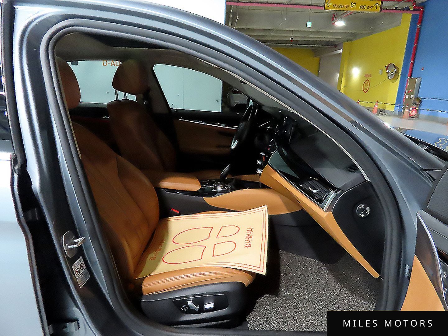 BMW 5 Series (G30) 2018 — миниатюра 8