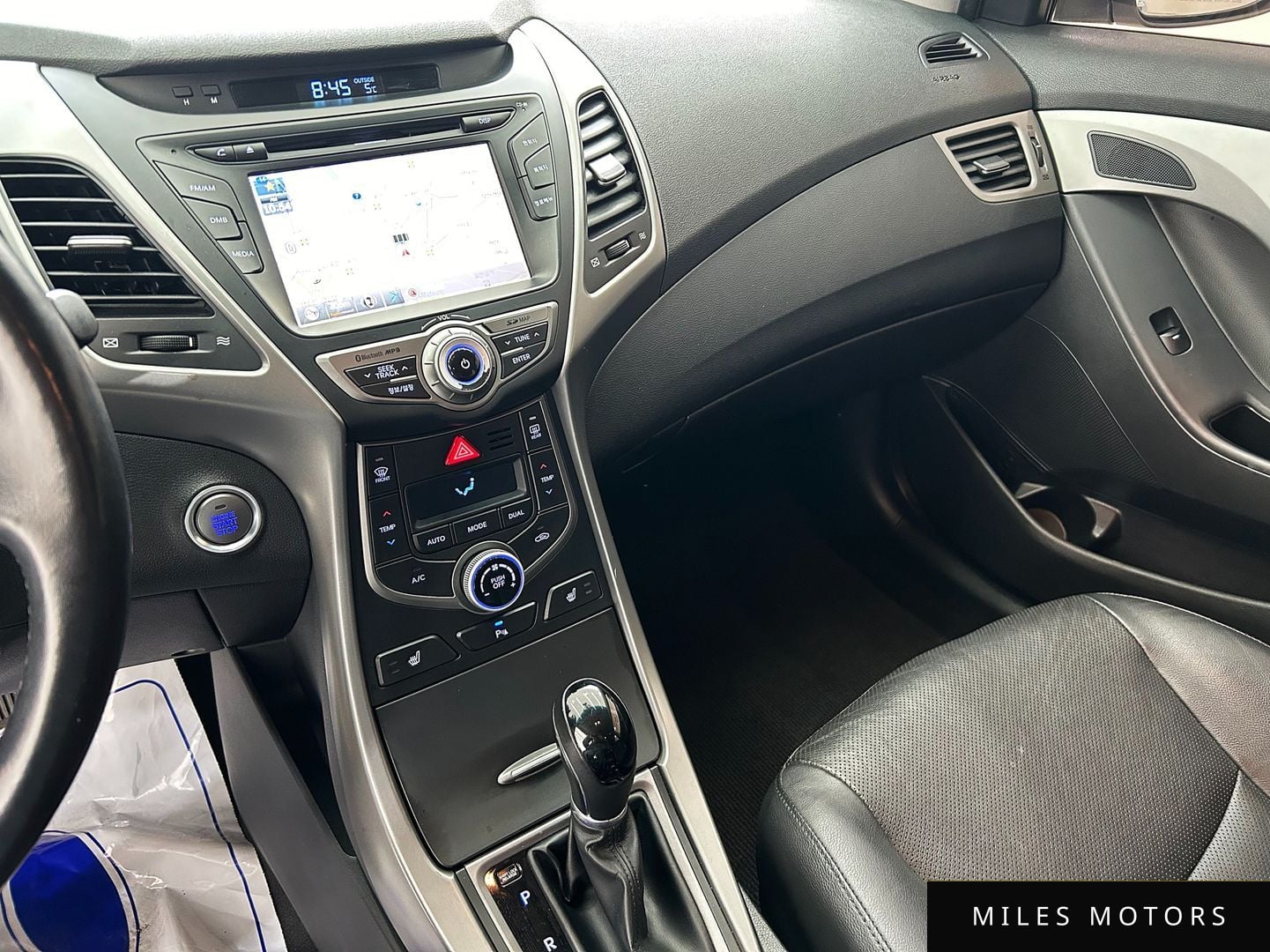 Hyundai AVANTE 2015 — миниатюра 7