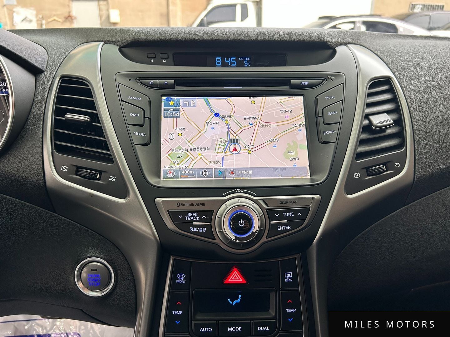 Hyundai AVANTE 2015 — миниатюра 8