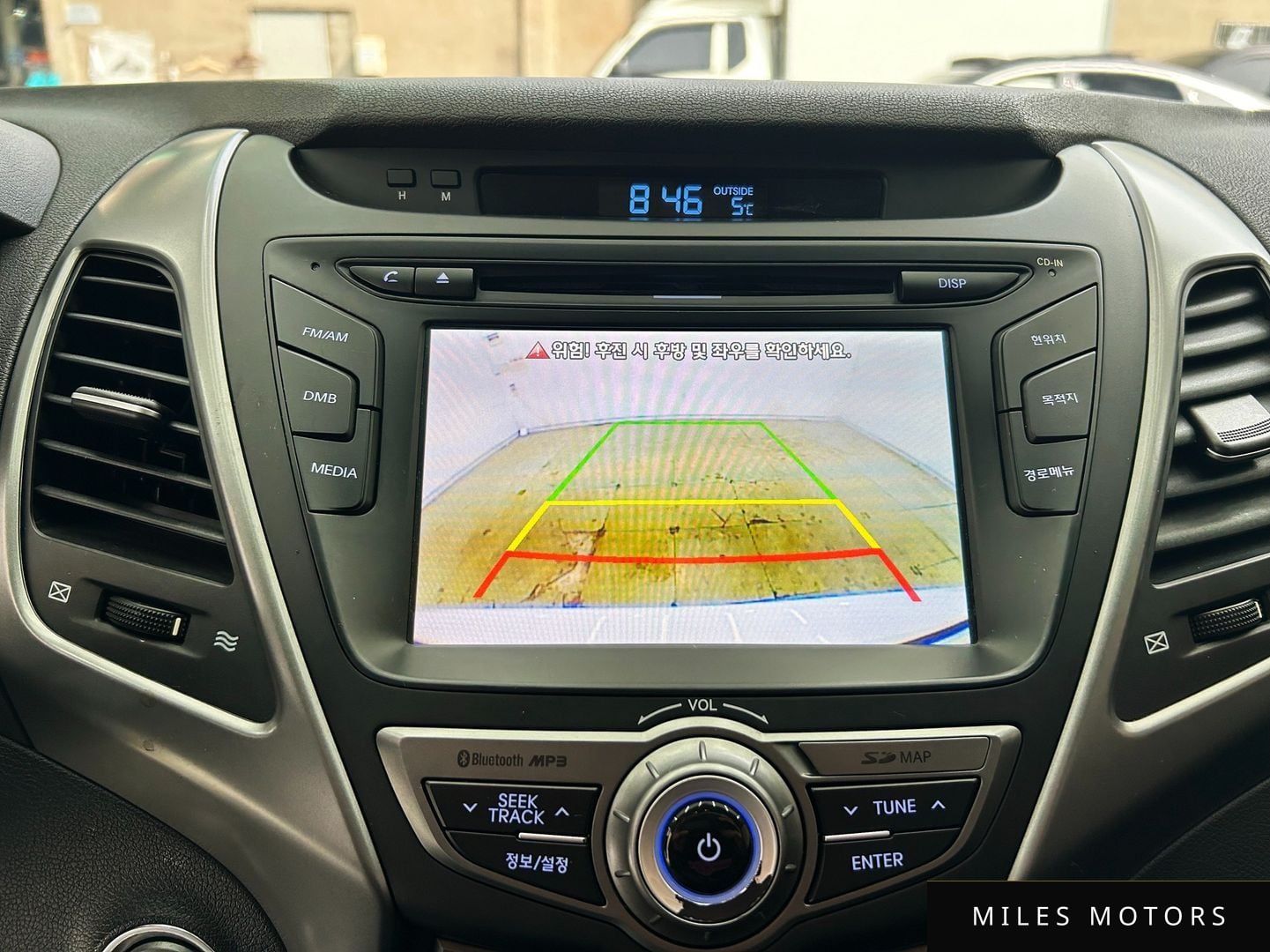 Hyundai AVANTE 2015 — миниатюра 9