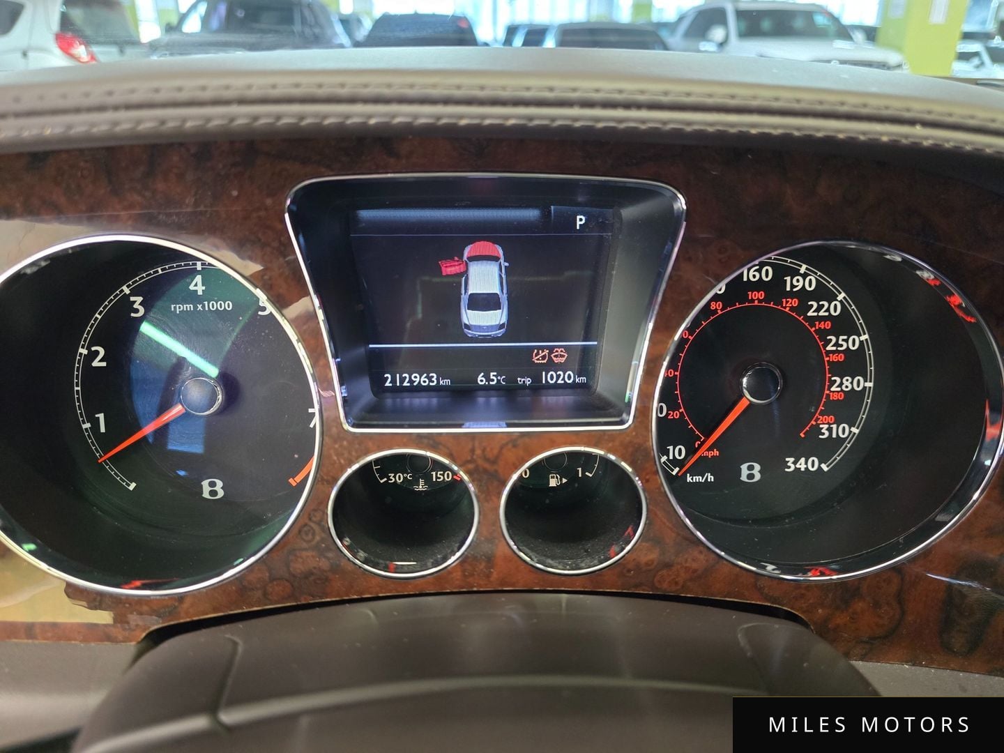 Bentley Flying Spur 2012 — миниатюра 8
